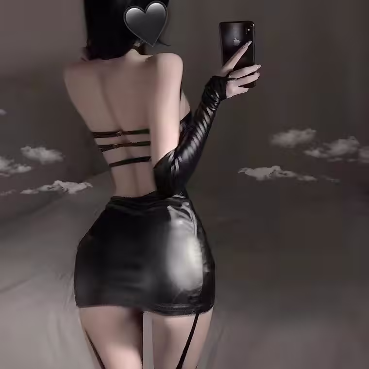 漆皮露背性感裝 實拍2