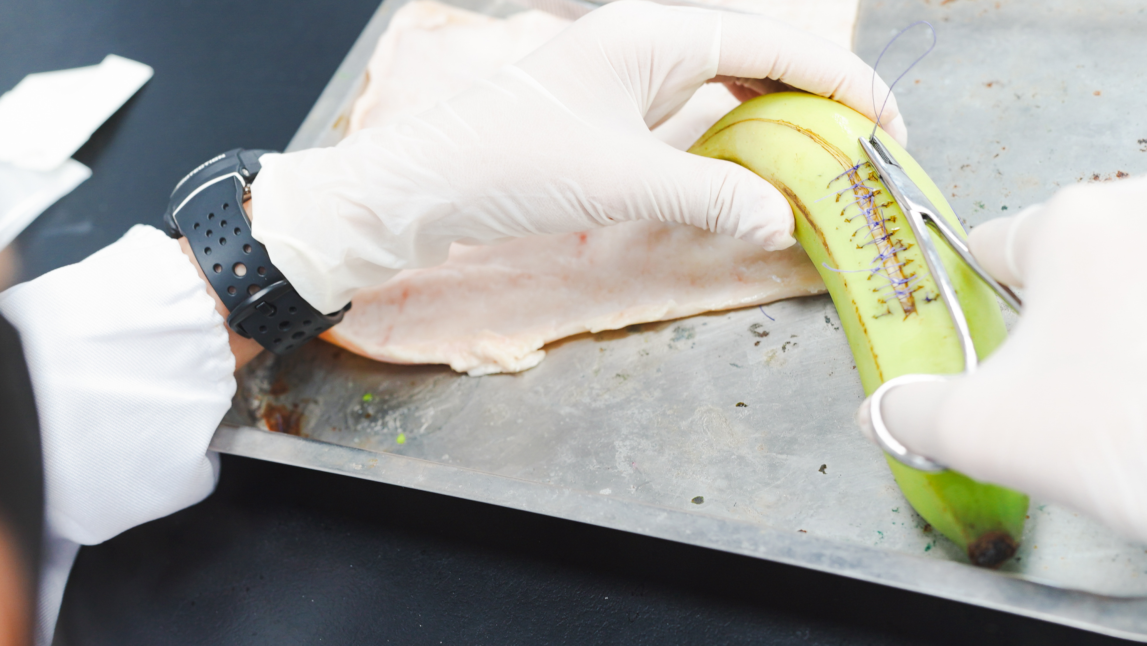 外科縫合模擬器練習 手術縫合技術體驗 小史塔克實驗室