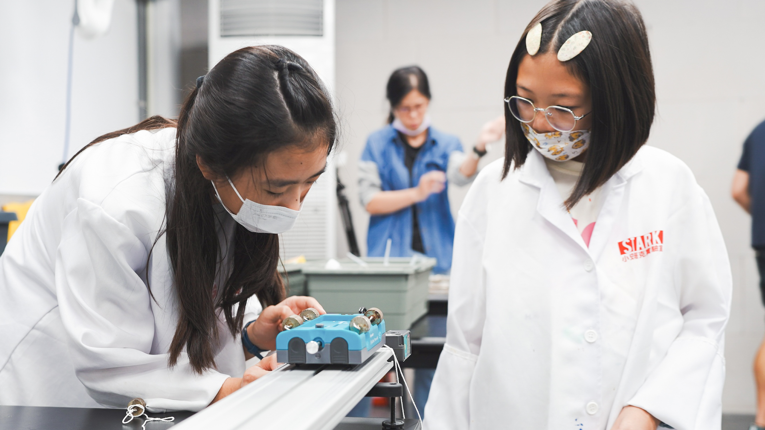 小史塔克實驗室 國中生理化實驗集訓 學生操作 Vernier 感測器