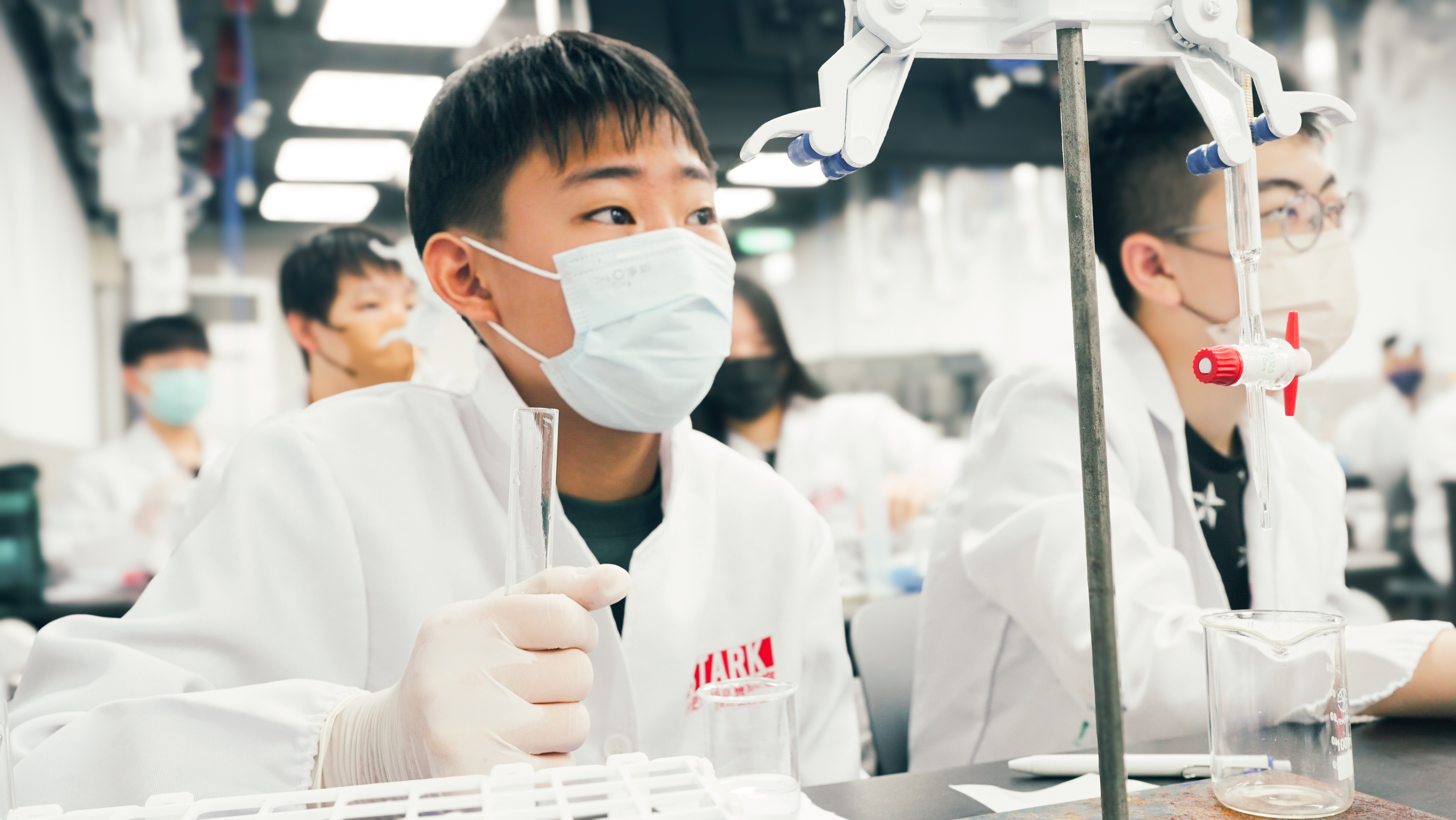 國二理化更多實驗項目｜酸鹼滴定虎克定律光學作圖