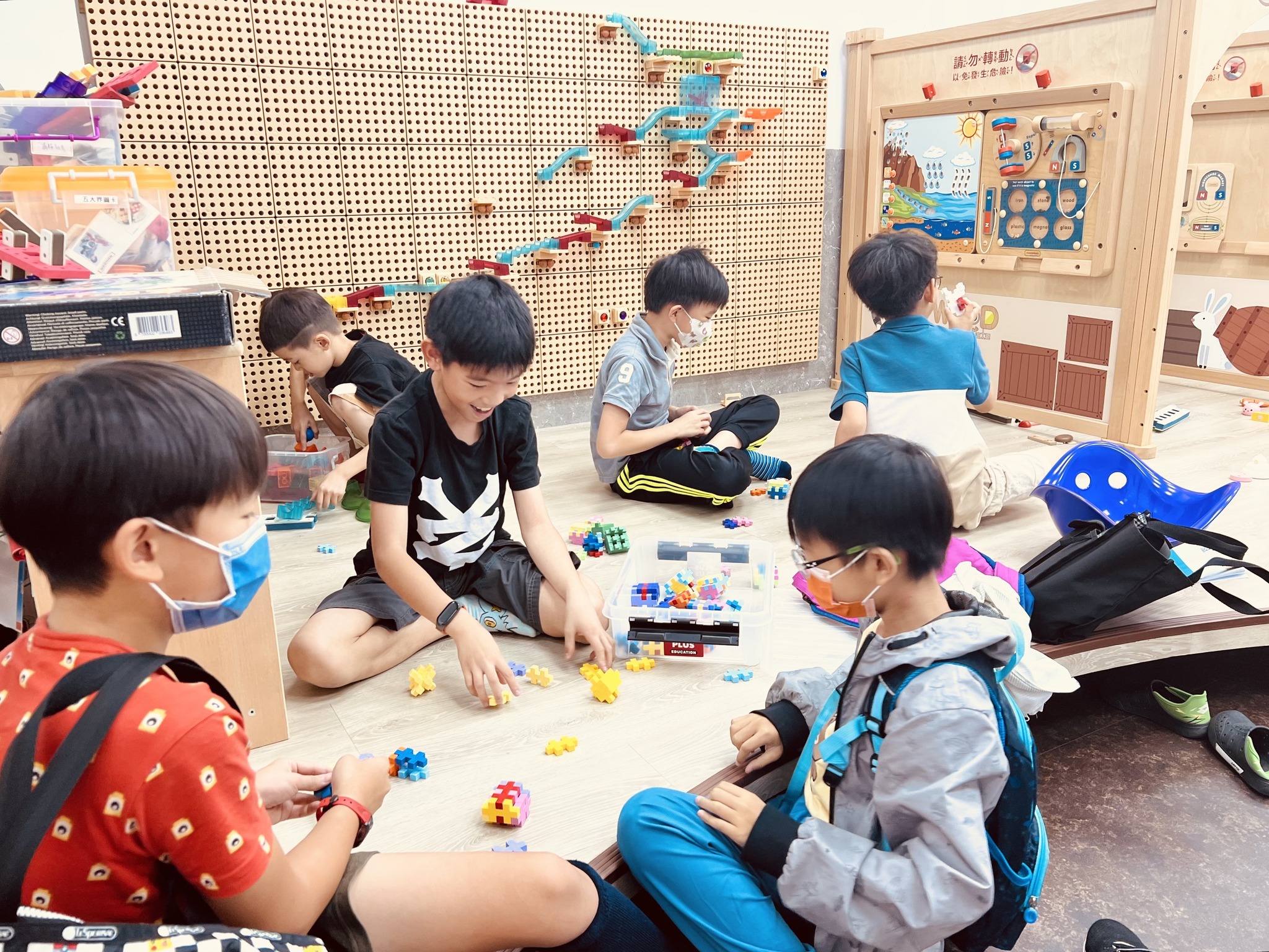 小史塔克實驗室 STEM 開放遊戲區