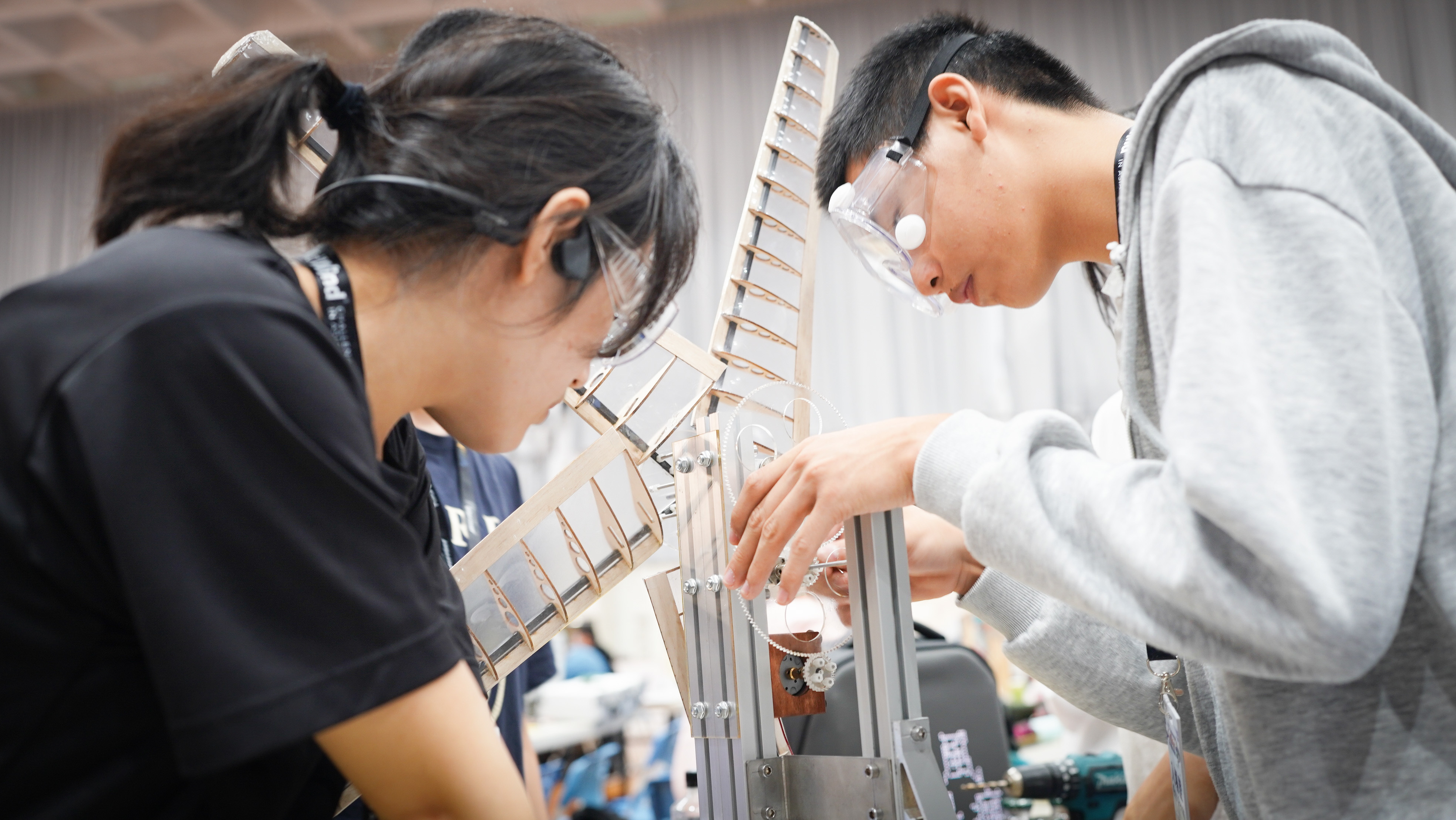 競賽型風機製作：齒輪箱與扇葉細部