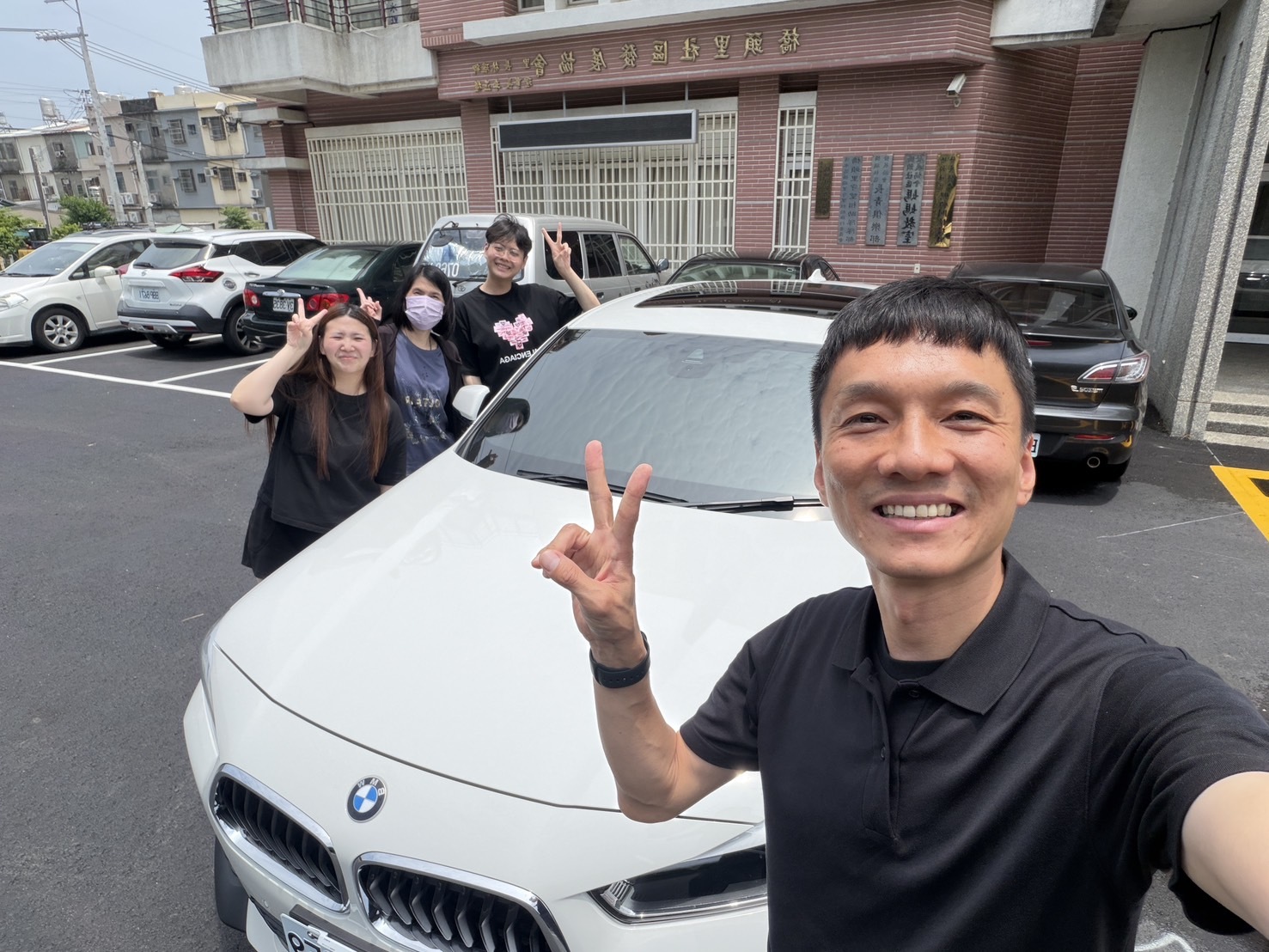台中清水 BMW BPS 原廠認證中古車交車故事｜戴家紘小戴