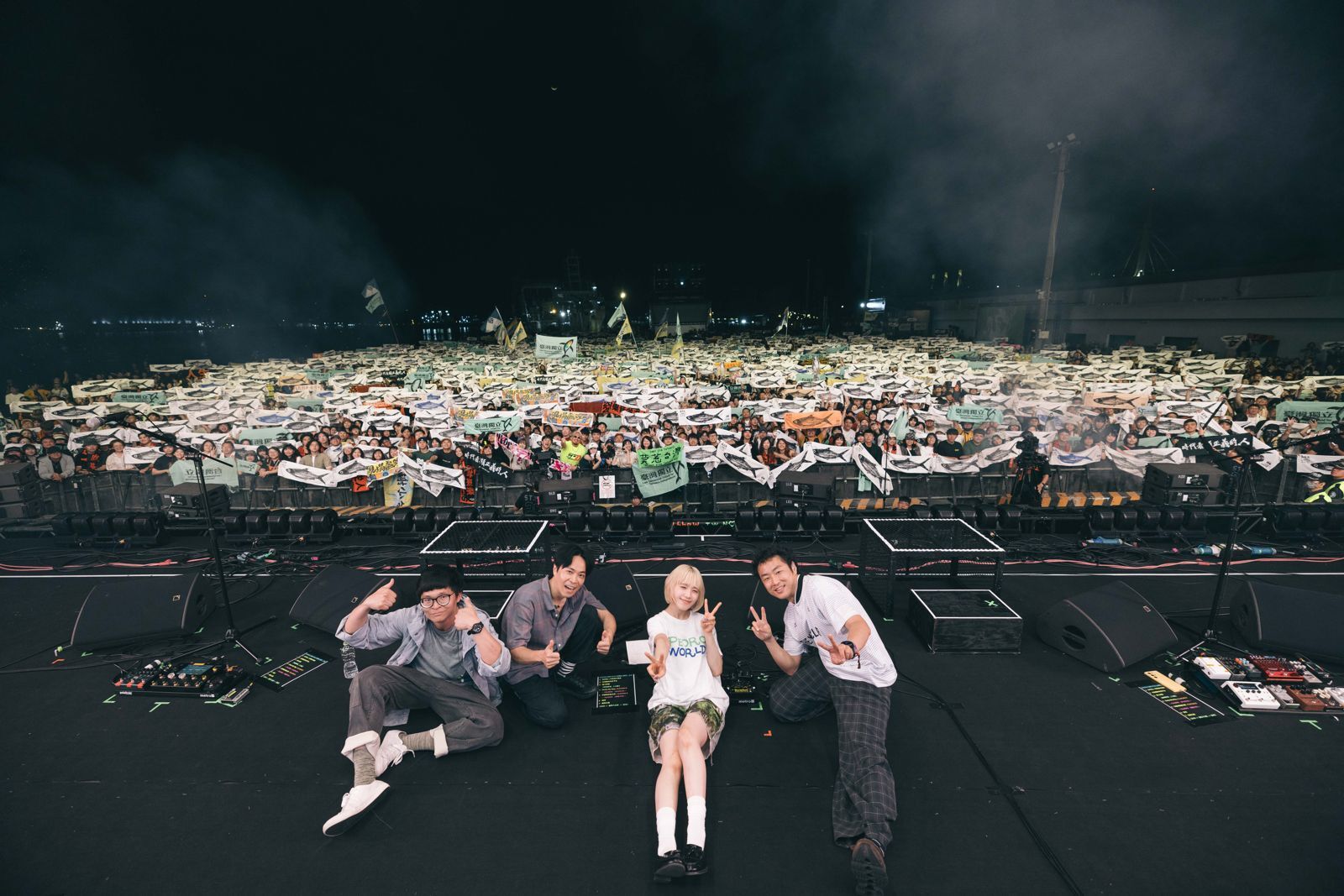 AYUNi D 拍謝少年 大港開唱現場