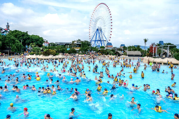 台中麗寶樂園馬拉灣 造浪池 大型合法水樂園
