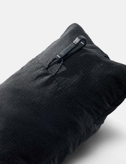 Matador Blackout Travel Pillow 10