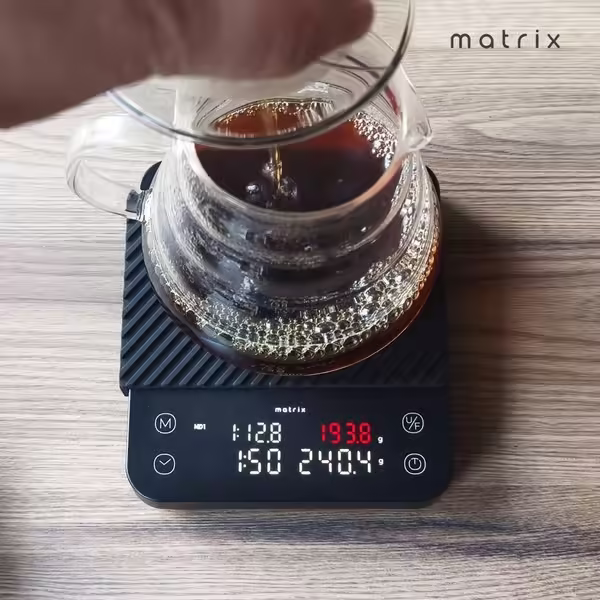 Matrix M2 Pro AI 大師義式手沖 LED 四顯流速粉水比咖啡秤