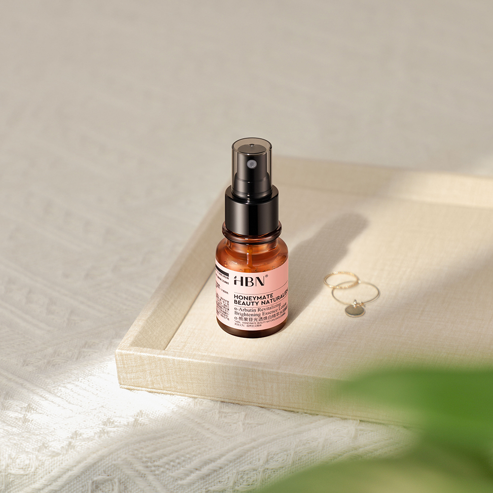 HBN α-熊果苷發光水商品圖