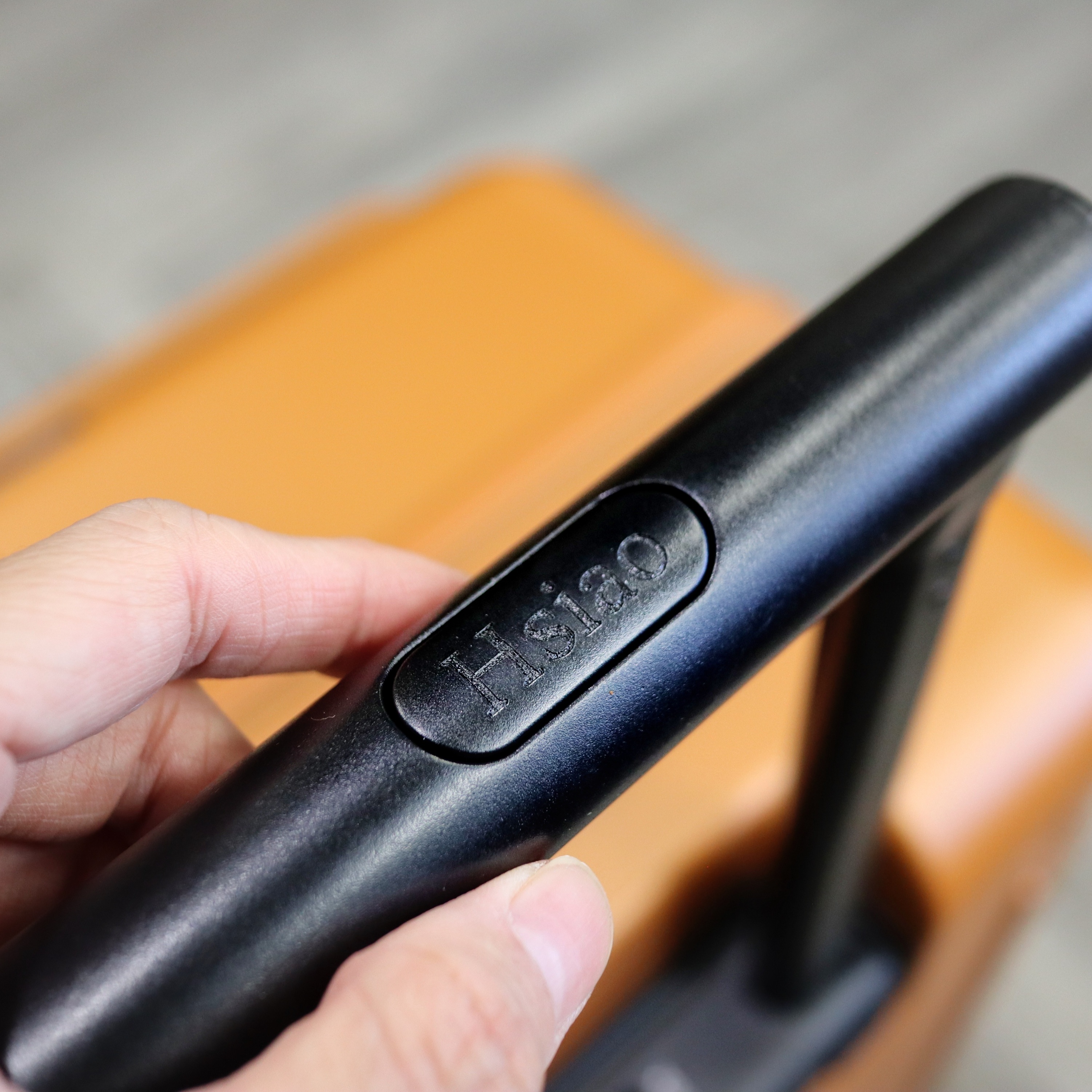 拉桿按鈕鐫刻 主圖