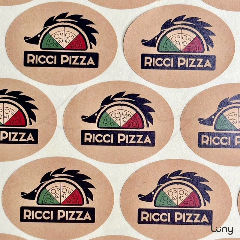 RICCI PIZZA 黃牛皮貼紙印刷規格案例