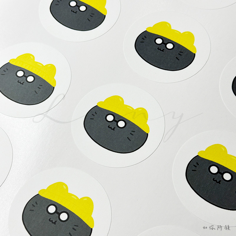 手繪貓咪 Logo 貼紙色彩表現案例
